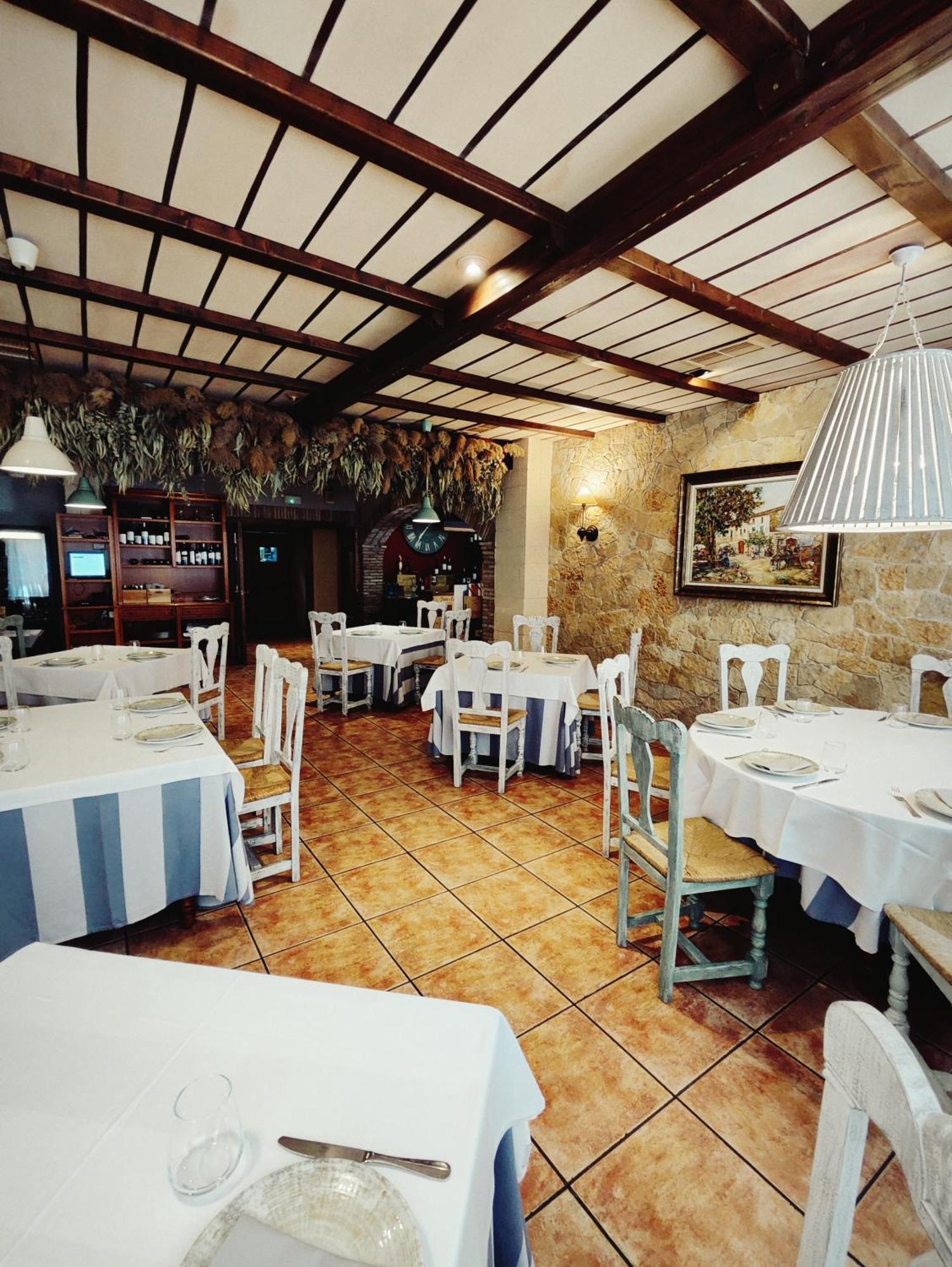 טוריינו Hostal La Posada מראה חיצוני תמונה