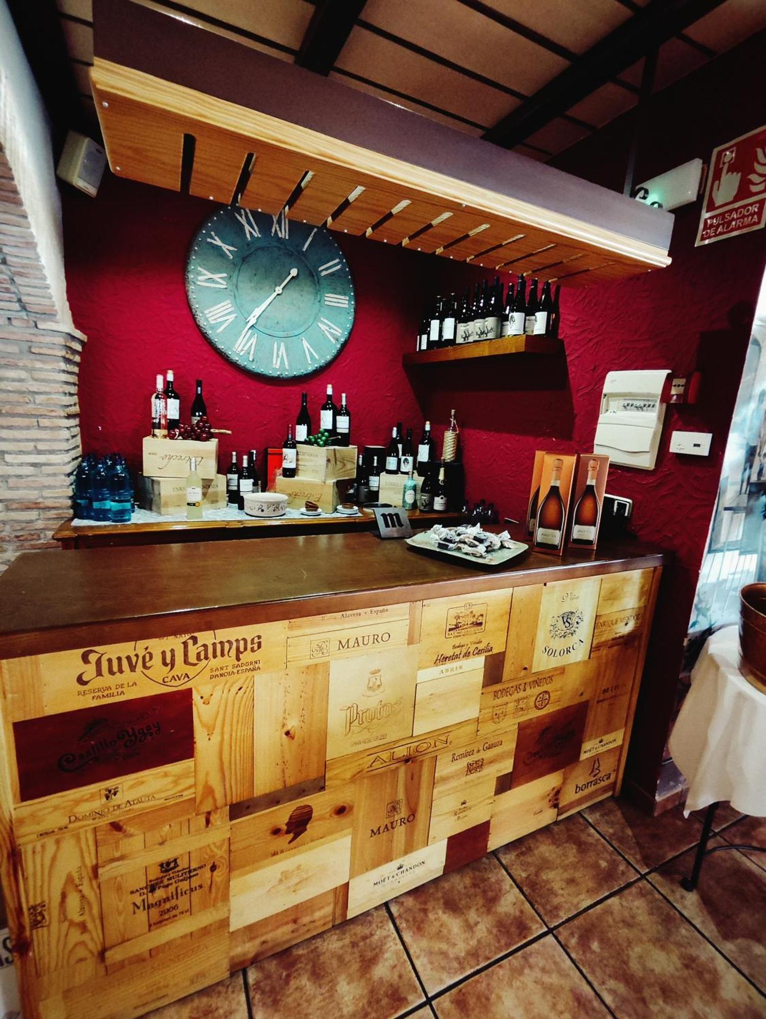 טוריינו Hostal La Posada מראה חיצוני תמונה
